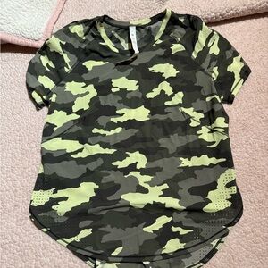 Camo lululemon brand new shirt size 6